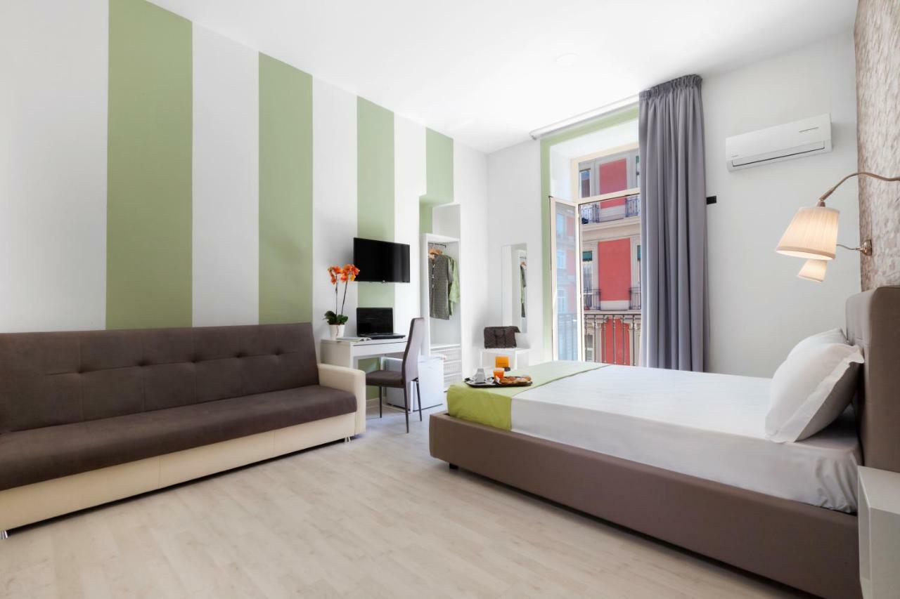 Rainbow Napoli Bed & Breakfast Luaran gambar